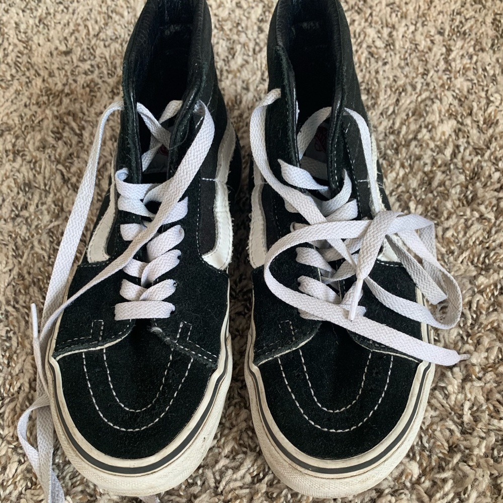 Black high top vans
